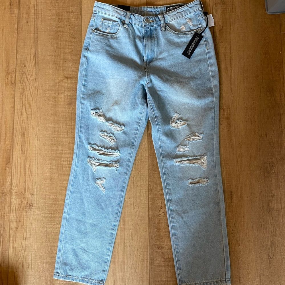 NWT Blank NYC The Madison Crop Light Wash Distressed Jeans High Rise Size 4 27